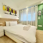 Beach Apartments Tlv
