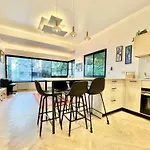 Beach Apartments Tlv