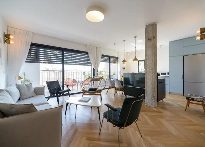 Beach Apartments Tlv