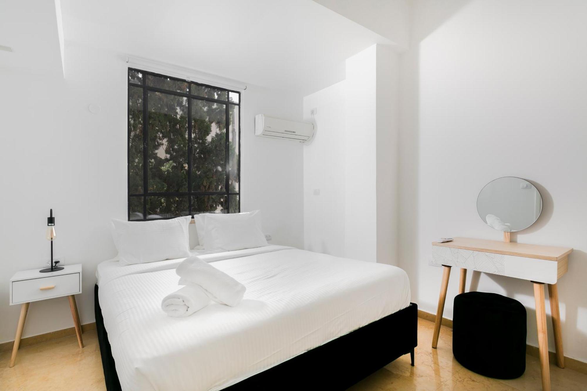 Tlv Apartment